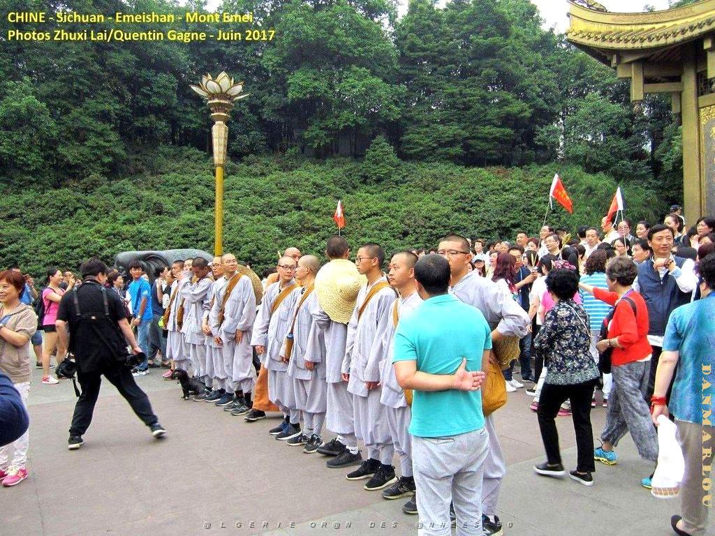Emeishan 041.JPG